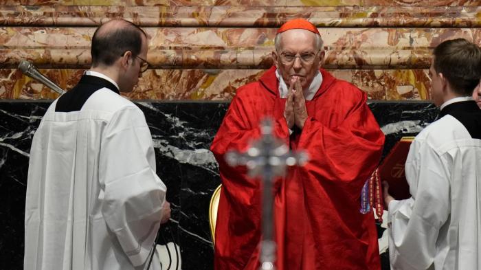 Peranan tradisi gereja dalam proses konklaf