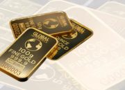 Rekomendasi Ahli Keuangan Terkait Penurunan Harga Emas Antam