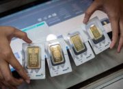 Dampak Turunnya Harga Emas Antam pada Ekonomi Indonesia