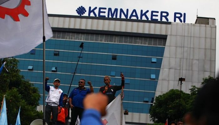 Kinerja Fund Aman di Sektor Tertentu 2025