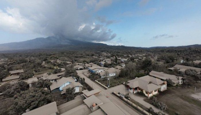 Aktivitas Vulkanik Lewotobi Analisis dan Prediksi