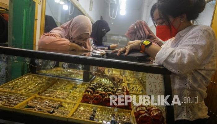 Strategi Jitu Beli Emas Perhiasan Saat Harga Naik