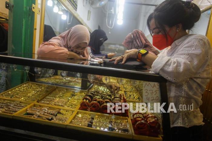 Strategi pembelian emas perhiasan saat harga naik