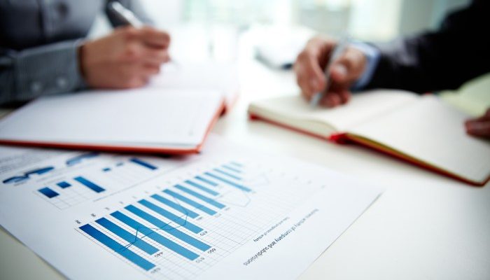 Tuntutan Publik Korupsi Laptop  Harapan dan Kekecewaan