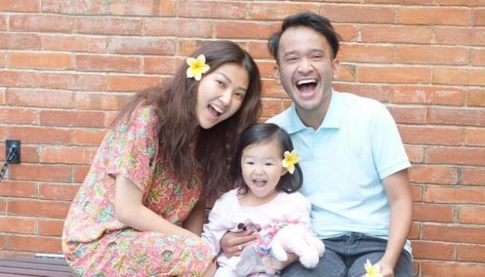 Sarwendah Memperkenalkan Calon Ayah Sambung pada Anak-Anaknya