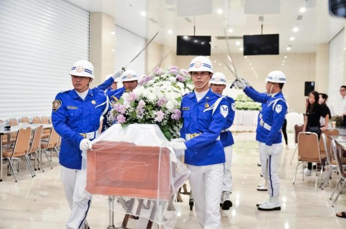 Jasa foto dan Video Acara Pemakaman, Kremasi, Larung abu, malam bunga ... Prosesi pemakaman ajengan mimih khoeruman