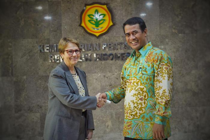 Pernyataan resmi pemerintah terkait pembubaran dewan gula indonesia