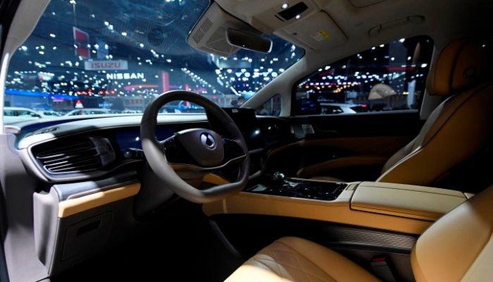 Permintaan Tinggi Denza D9 Picu Masalah Pengiriman