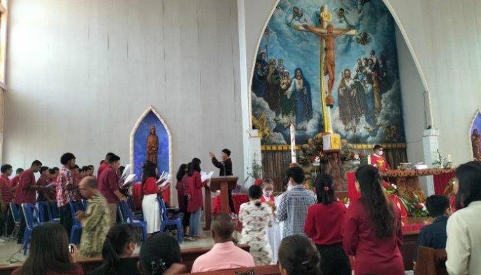 Aktivitas Keluarga Meriahkan Pentakosta 2025