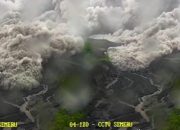 Status Awas Gunung Semeru Pasca Erupsi Tinggi 800 Meter