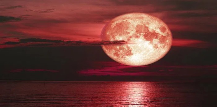 Sejarah dan mitos tentang strawberry moon di berbagai budaya