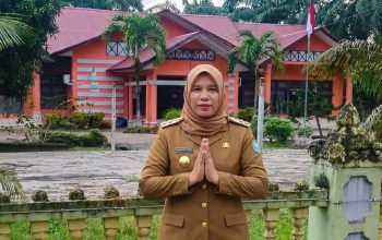 “Tim SAR mengevakuasi korban banjir dan longsor di Aceh saat layanan kesehatan lumpuh dan warga mengungsi ke tenda darurat di berbagai kecamatan.”