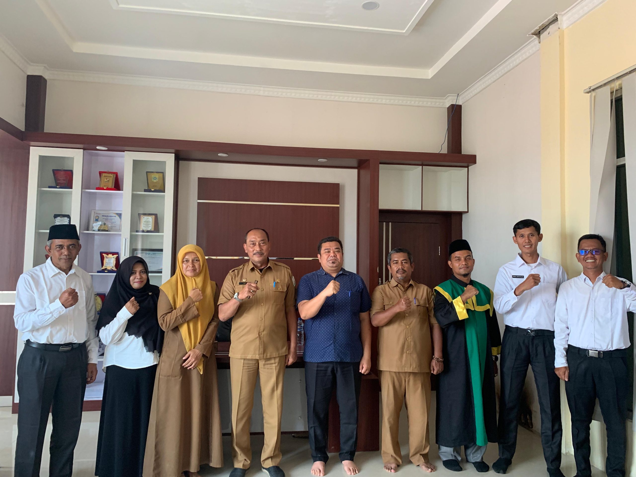 Polemik pelantikan pejabat fungsional Aceh Tamiang meski TMT pensiun 24 Desember 2025, menimbulkan sorotan atas keabsahan SK dan pertek BKN