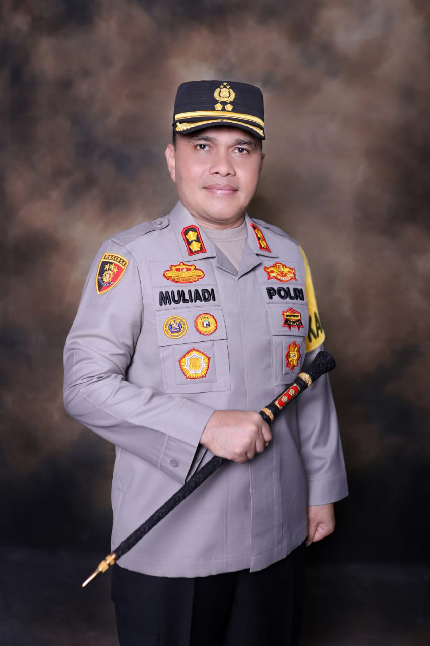 Direktur Eksekutif LSM Gadjah Puteh menyampaikan ucapan terima kasih kepada AKBP Muliadi atas pengabdiannya sebagai Kapolres Aceh Tamiang serta menyampaikan harapan kepada AKBP Robby Ansyari agar menghadirkan penegakan hukum yang profesional, transparan, dan berkeadilan.