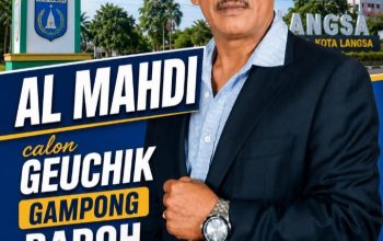 Al Mahdi calon Geuchik Gampong Baroh Langsa Lama nomor urut 2 saat bersilaturahmi dan berdialog dengan masyarakat menjelang pemilihan geuchik di Kecamatan Langsa Lama, Kota Langsa.