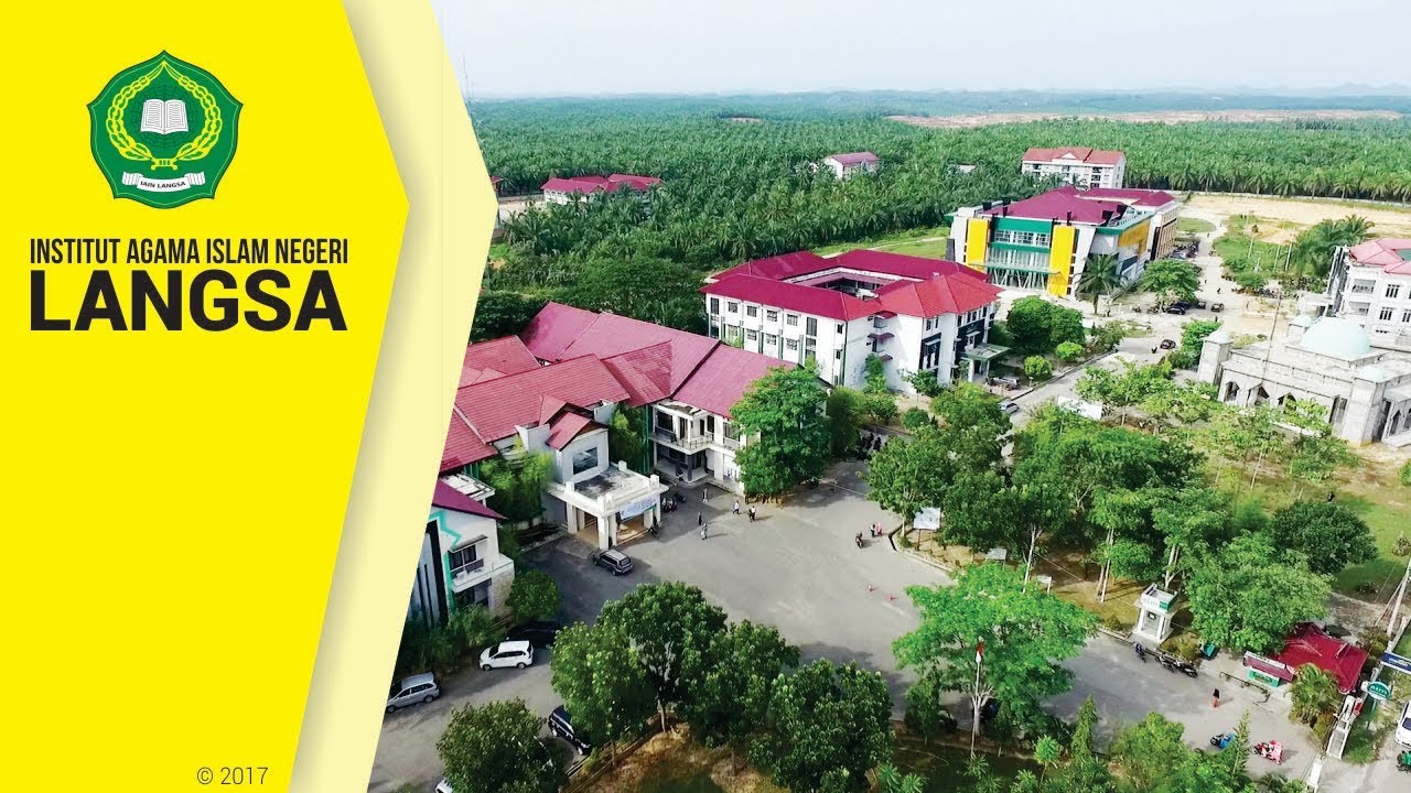 Massa Aliansi Aktivis Merdeka (ALASKA) Kota Langsa bersiap menggelar aksi unjuk rasa di depan Kejaksaan Negeri Langsa untuk mendesak pengusutan dugaan korupsi pengadaan videotron di IAIN Langsa.